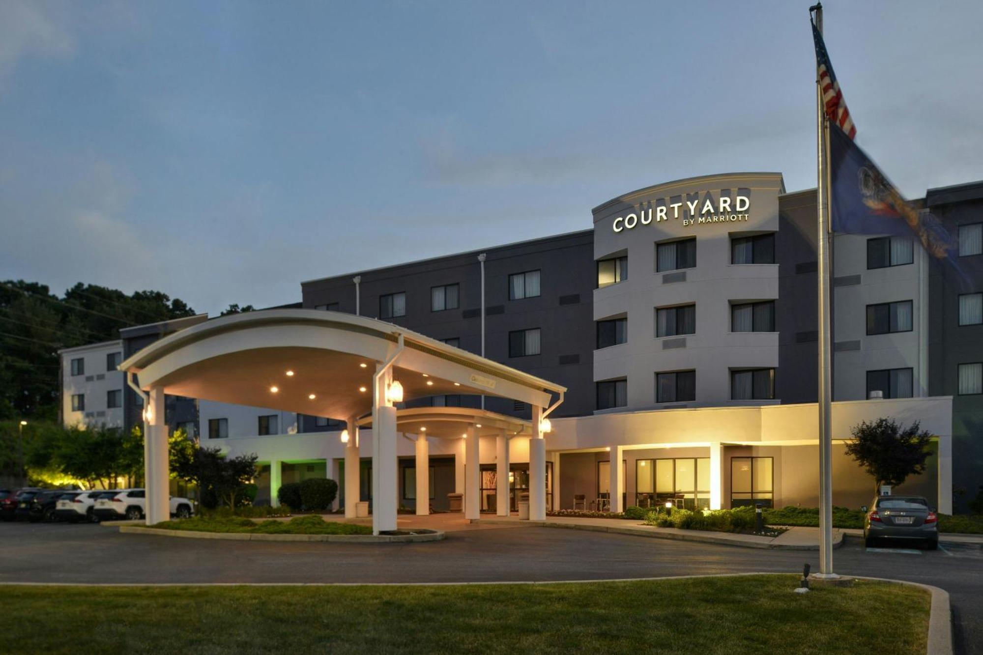 Courtyard By Marriott Harrisburg Hershey Exterior foto